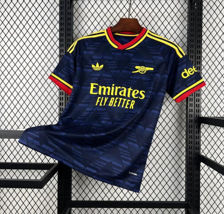 Bukayo Saka Kit
