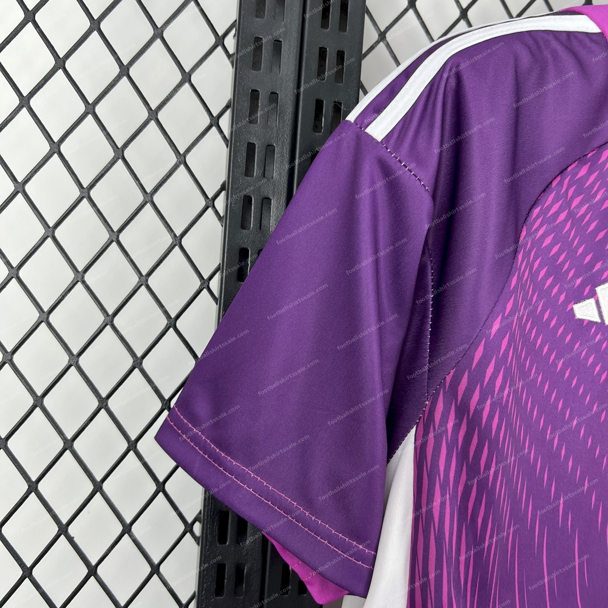 2025/2026 Bayern Munich Goalkeeper Purple Football Jersey - Detail 3