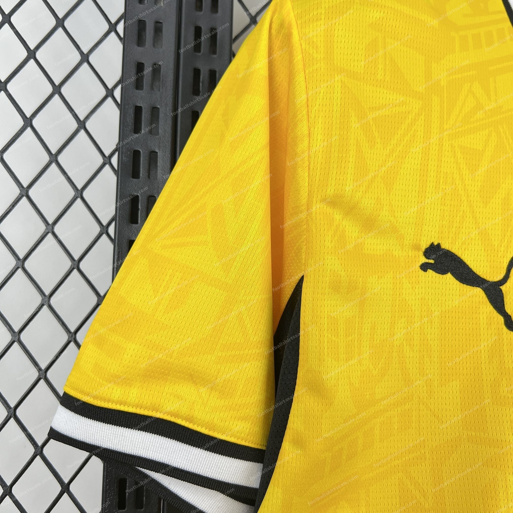 2026/2027 Dortmund Home Football Shirt - Detail 3