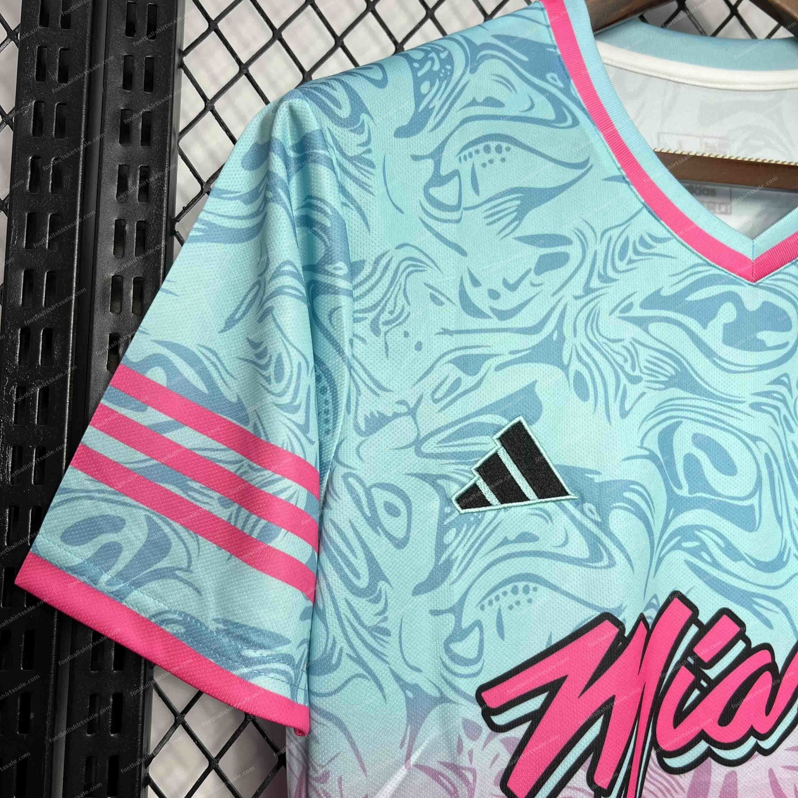 2024/2025 Inter Miami Pink Blue Special Edition Football Shirt - Detail 4