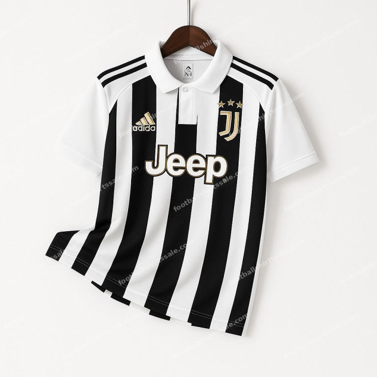 Juventus 26/27 Home Football Shirt