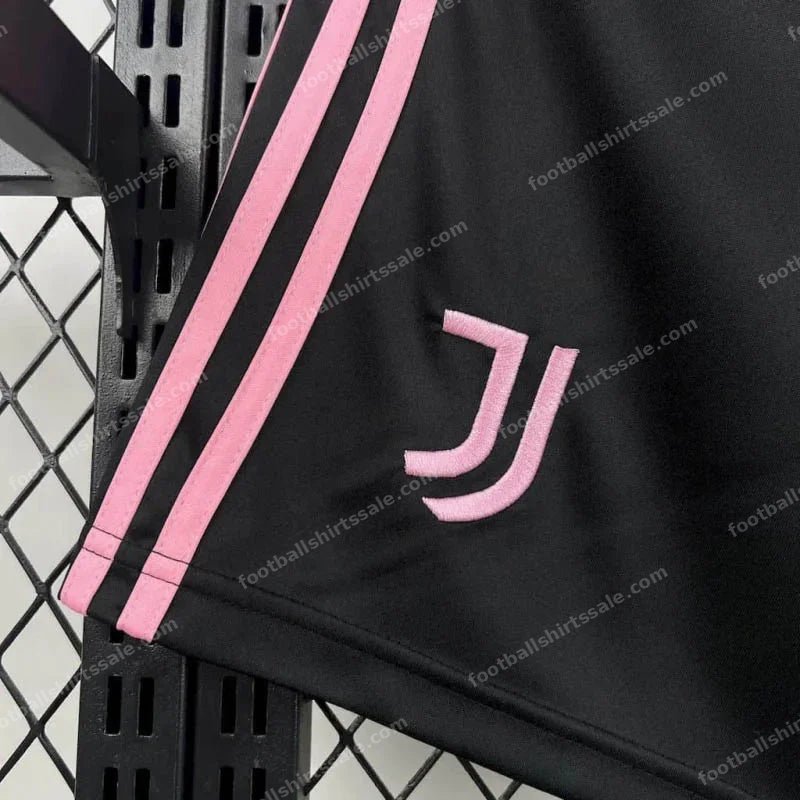 2025/2026 Juventus Home Shorts - Detail 3