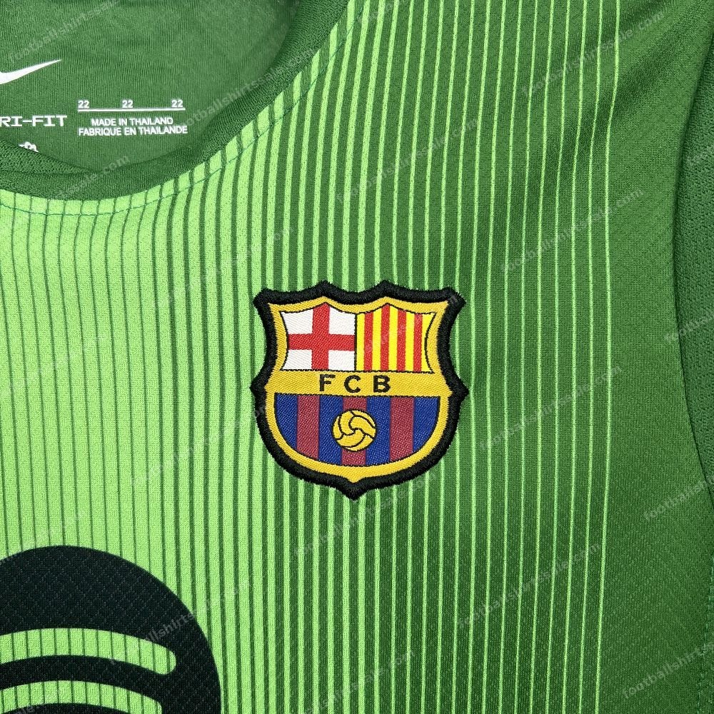 2025/2026 Kids Size Barcelona Green Goalkeeper Football Kit - Detail 3