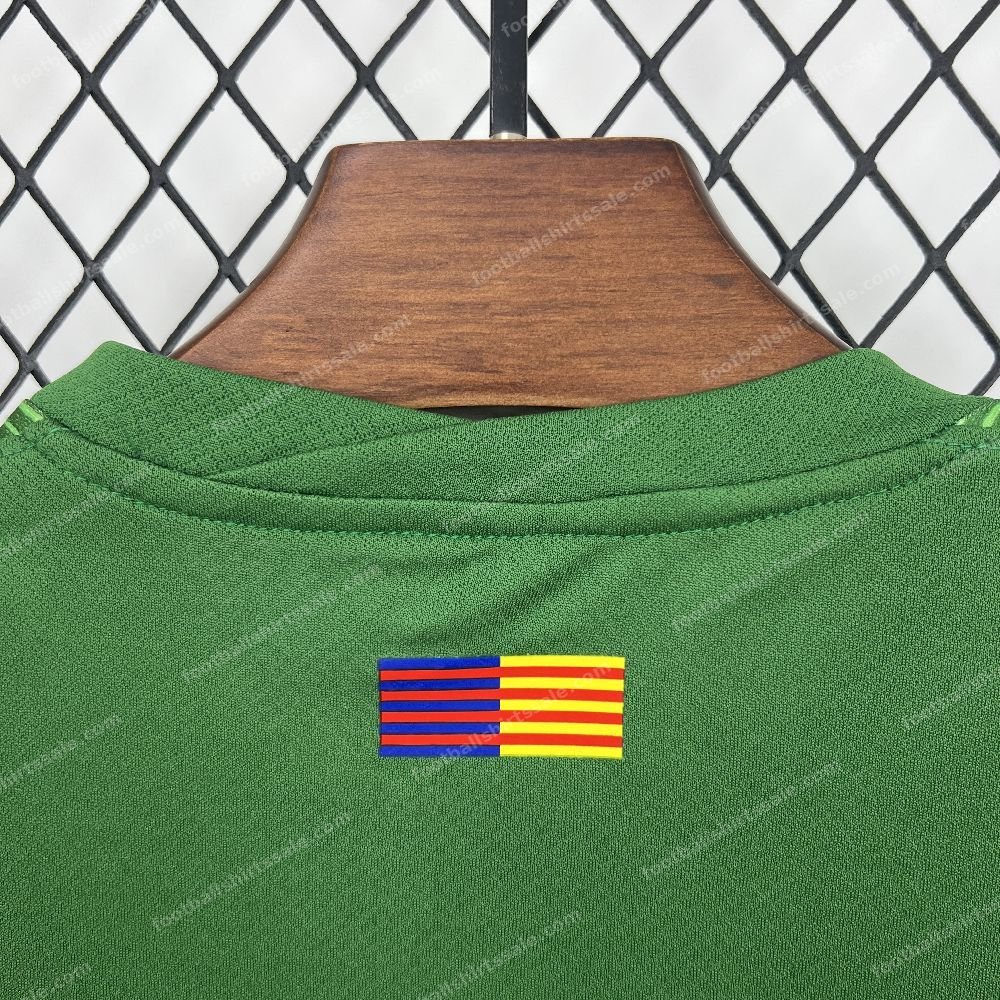 2025/2026 Kids Size Barcelona Green Goalkeeper Football Kit - Detail 9
