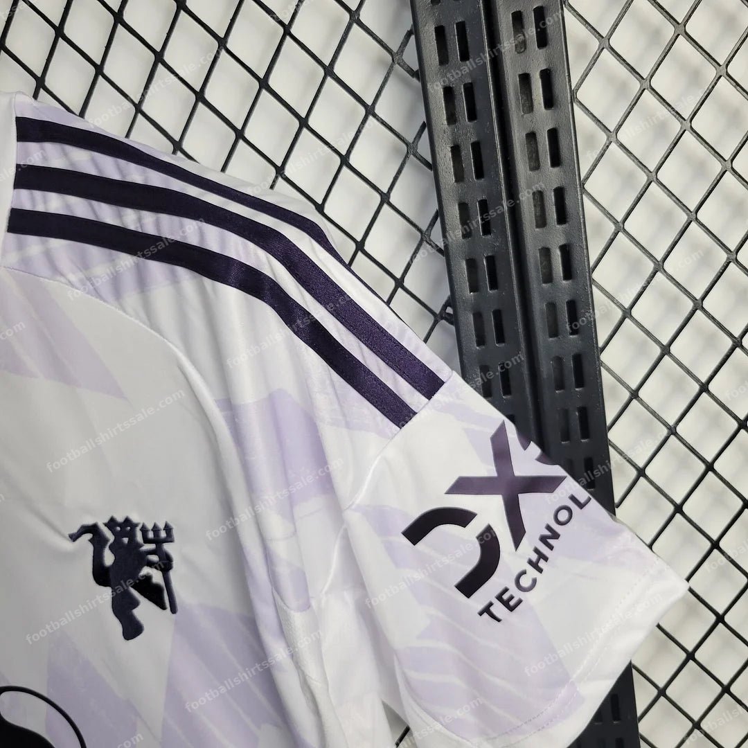 2025/2026 Manchester United Away Football Shirt - Detail 4