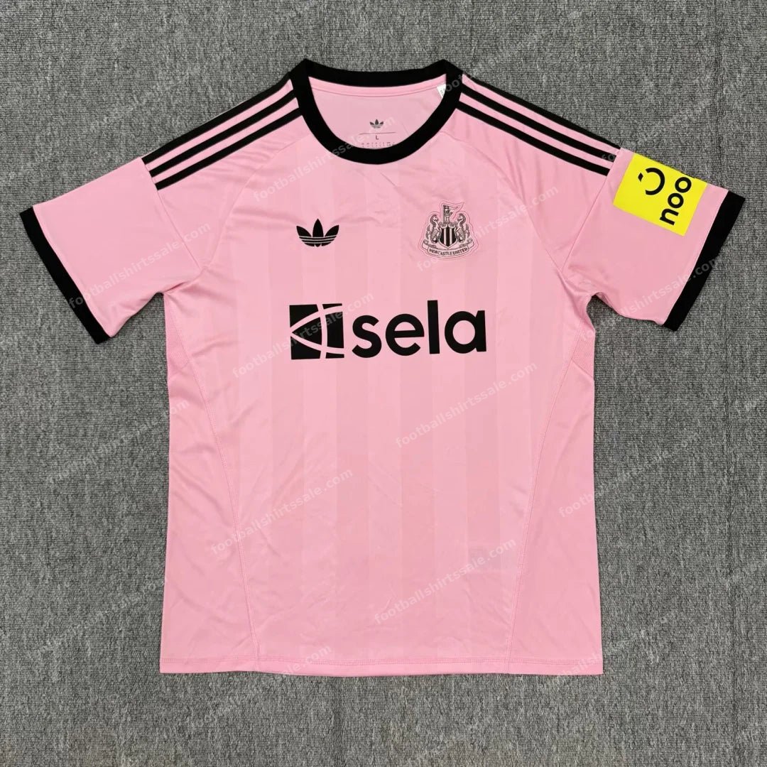 2025/2026 Newcastle United Goalkeeper Football Shirt