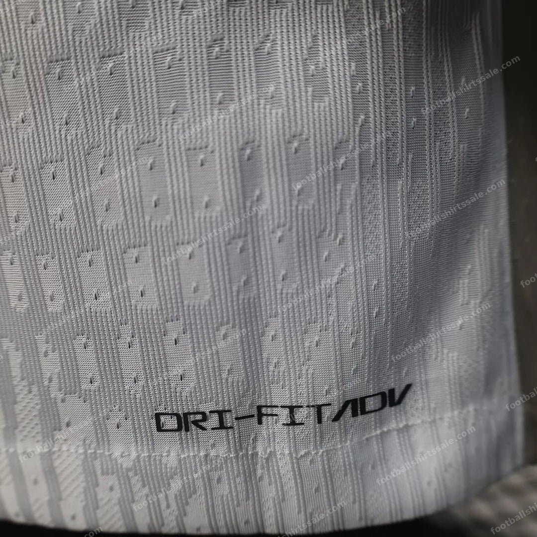2025/2026 Player Version Tottenham Hotspur Home Football Shirt - Detail 4