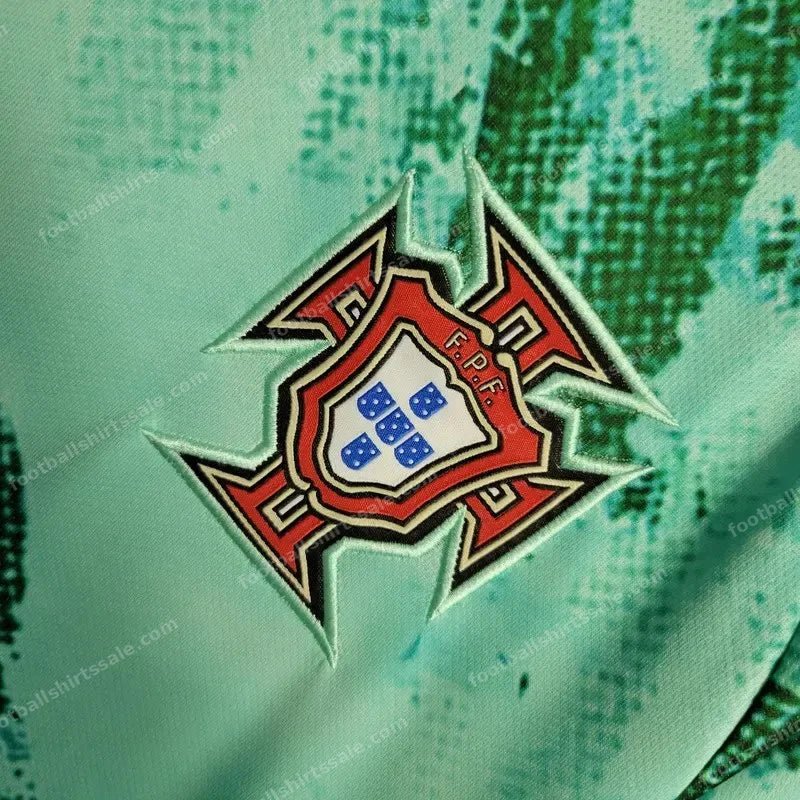 2023/2024 Portugal Pre-Match Training Football Shirt - Detail 5