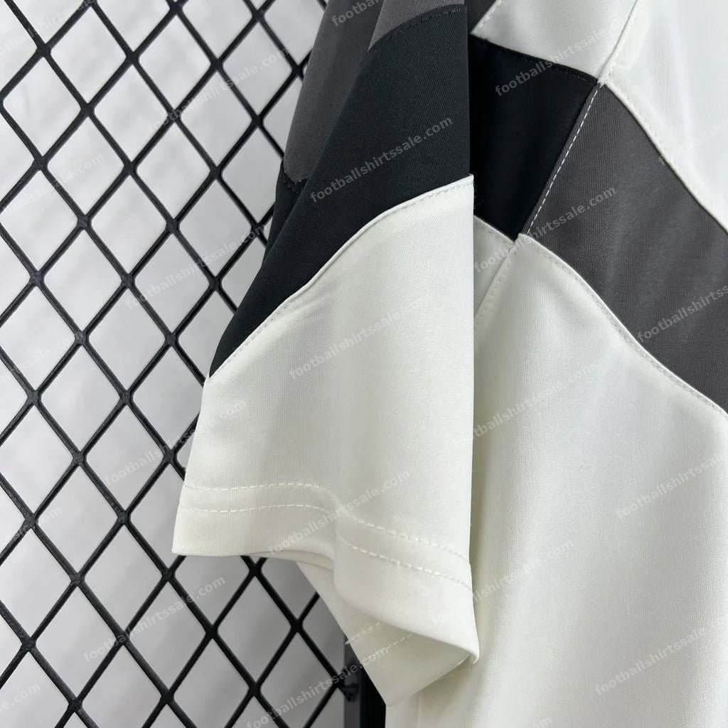 2025/2026 Real Madrid Special Edition Football Shirt - Detail 5