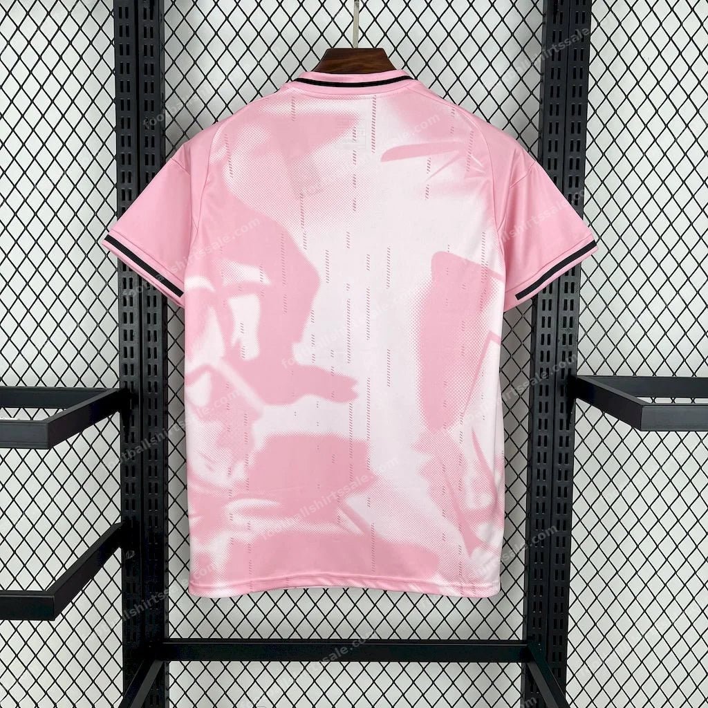 2025/2026 Real Madrid Special Edition Pink Football Shirt - Detail 1