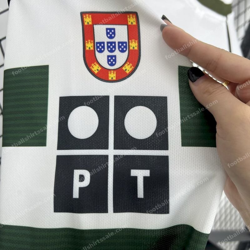 2001/2003 Retro Long Sleeve Sporting Lisbon Home Football Shirt - Detail 2
