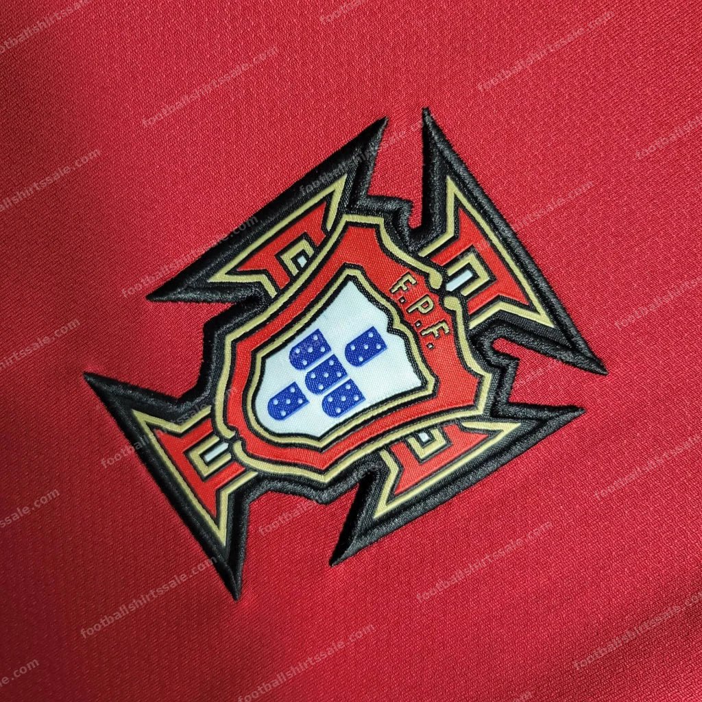 2006 Retro Portugal Home Football Shirt - Detail 5
