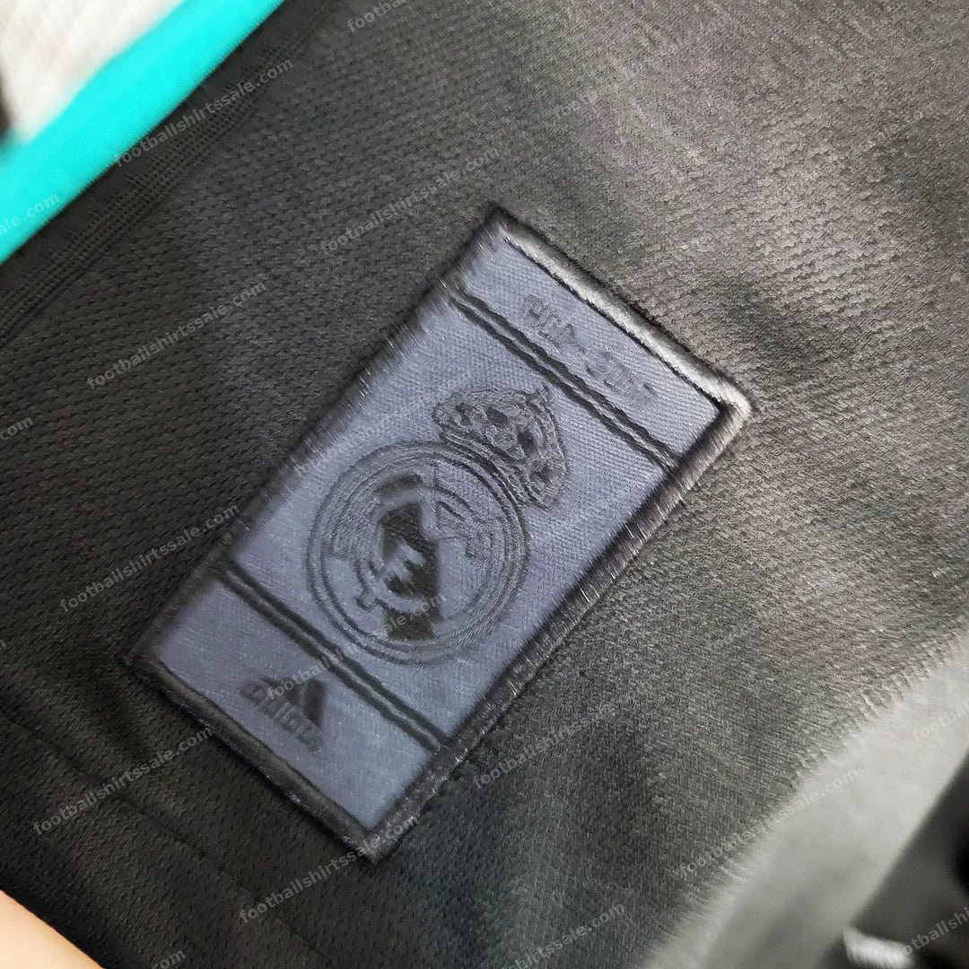 2017/2018 Retro Real Madrid Away Football Shirt 1:1 Thai Quality - Detail 5