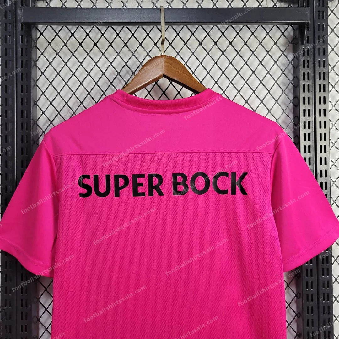 2024/2025 Sporting Lisbon Pink October Football Shirt - Detail 4