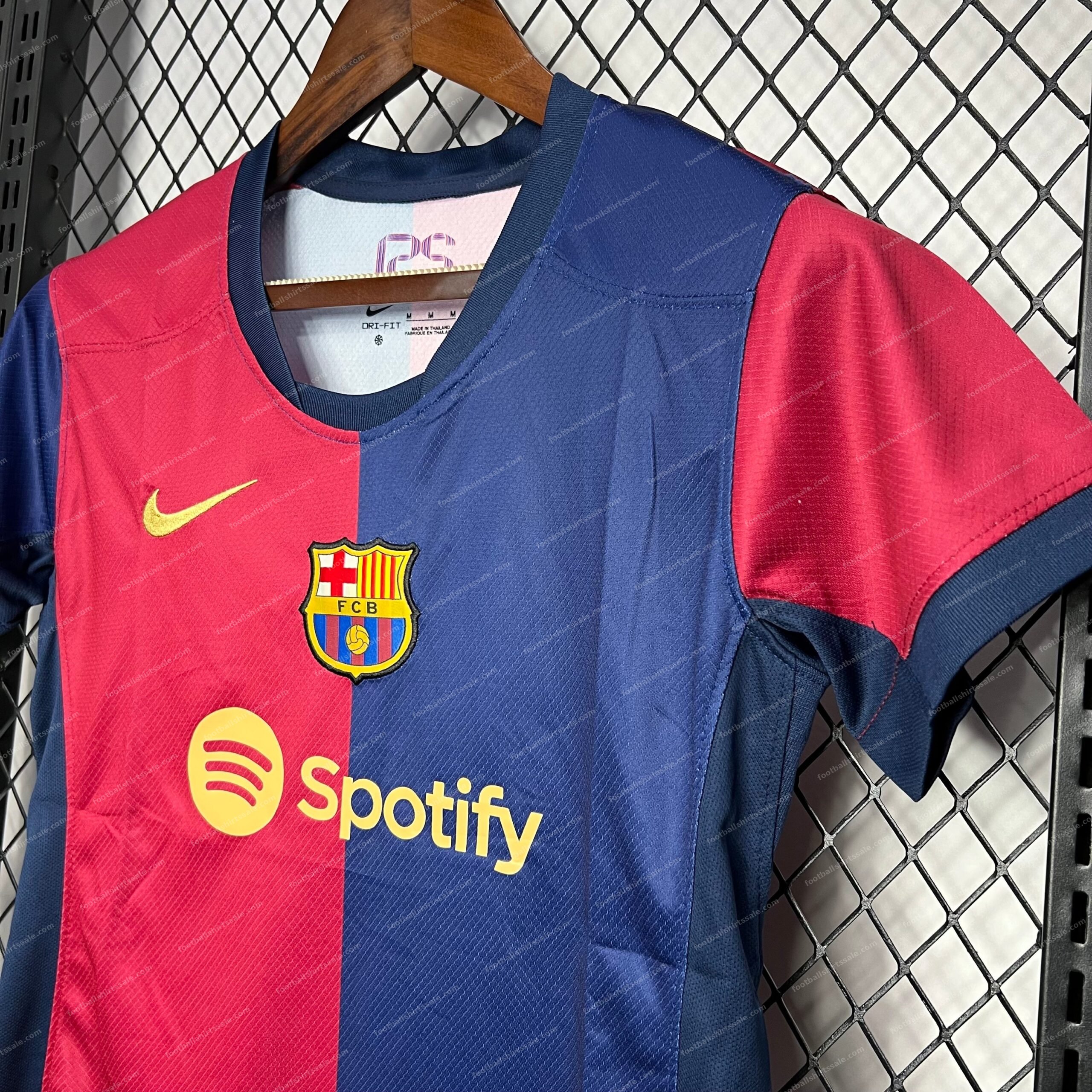 Womens 2024/2025 Barcelona Home Football Shirt - Detail 2
