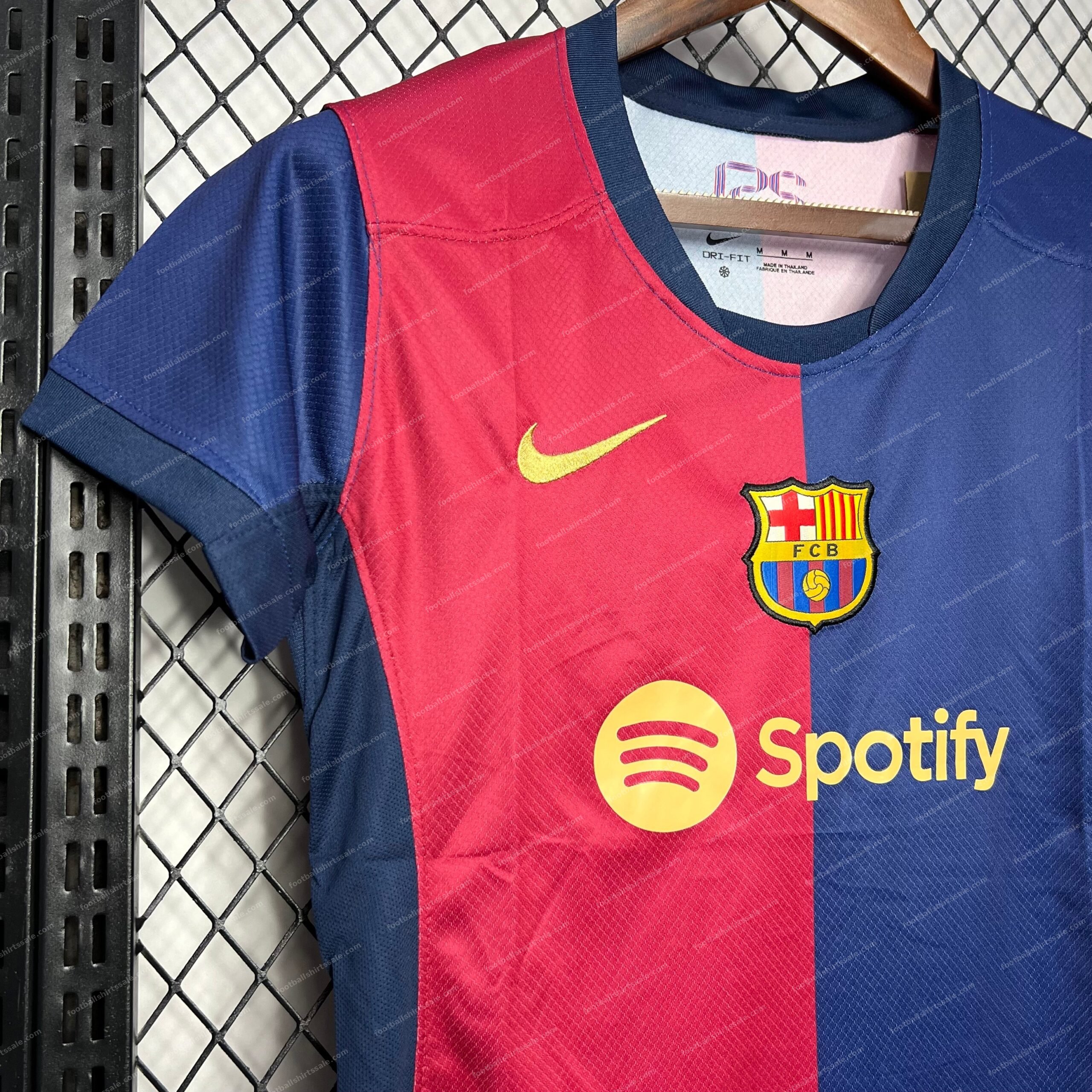 Womens 2024/2025 Barcelona Home Football Shirt - Detail 3