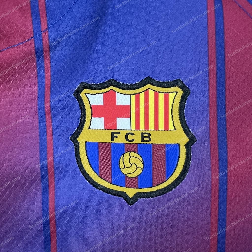 Womens 2025/2026 Barcelona Home Football Shirt - Detail 3
