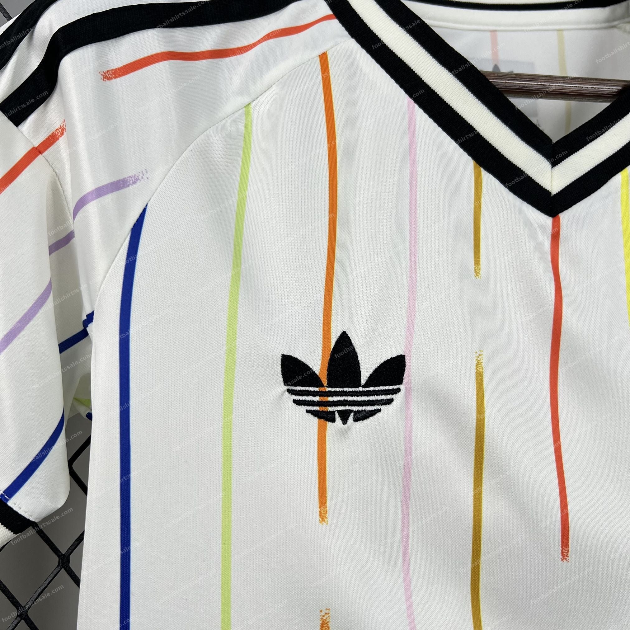 Womens 2026 Japan Away World Cup Football Jersey - Detail 2