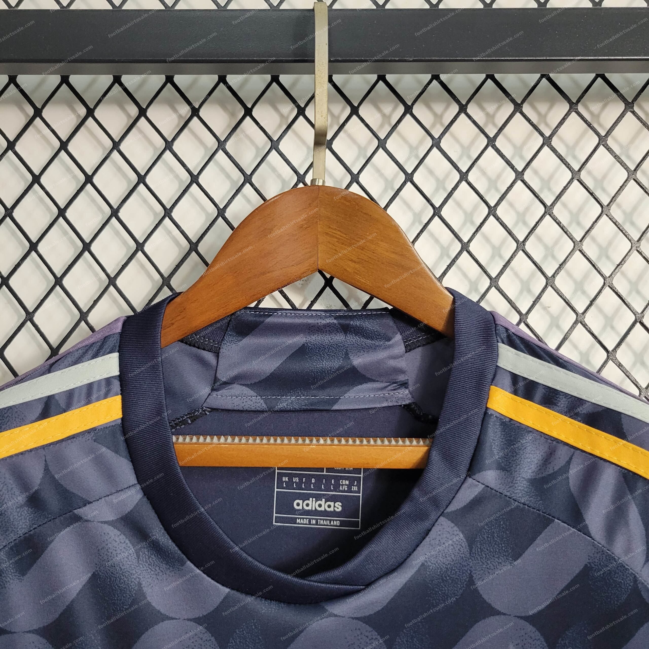 Womens 2023/2024 Real Madrid Away Football Shirt - Detail 4