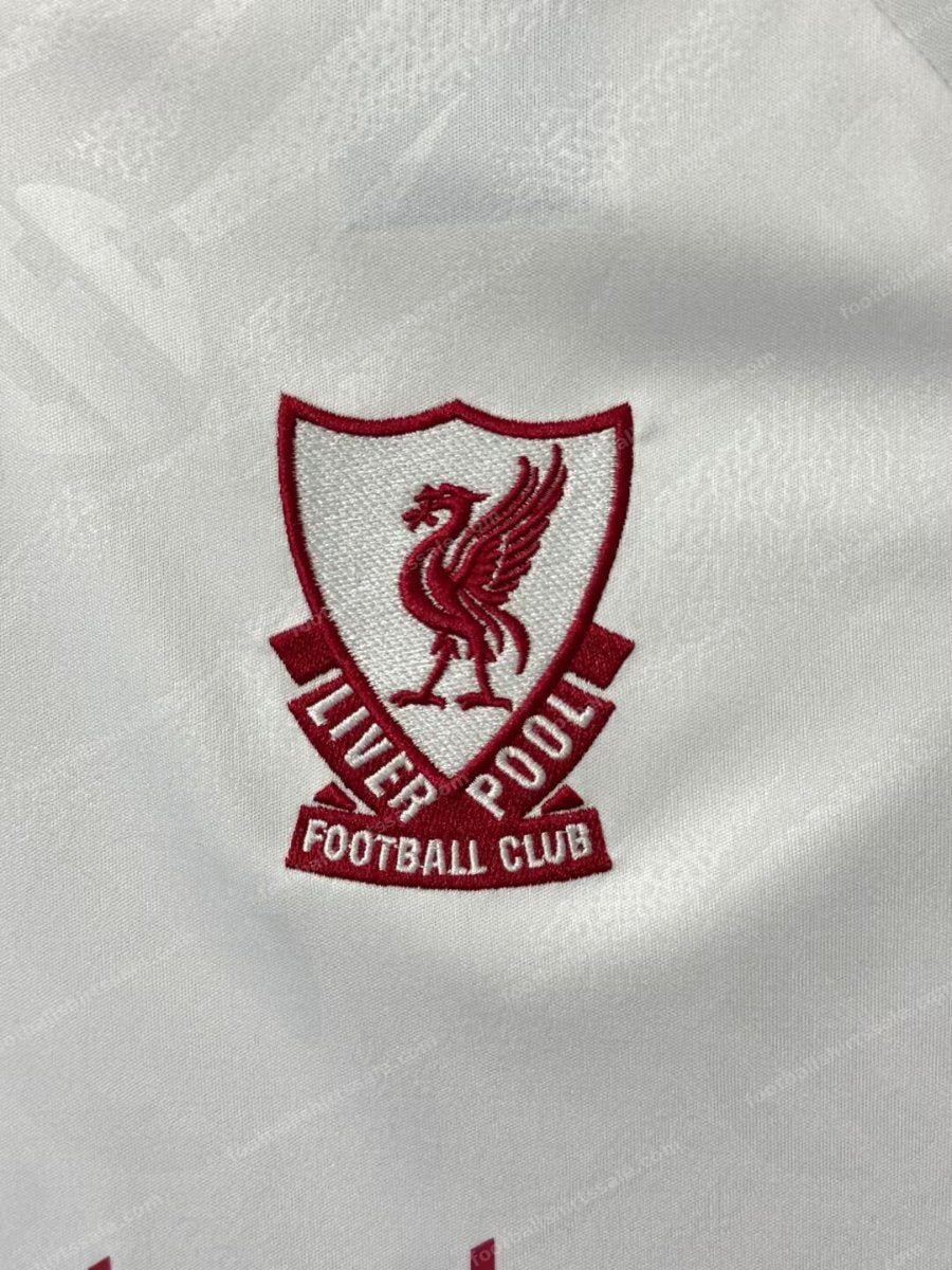 2026/2027 Liverpool Away Football Shirt - Detail 2