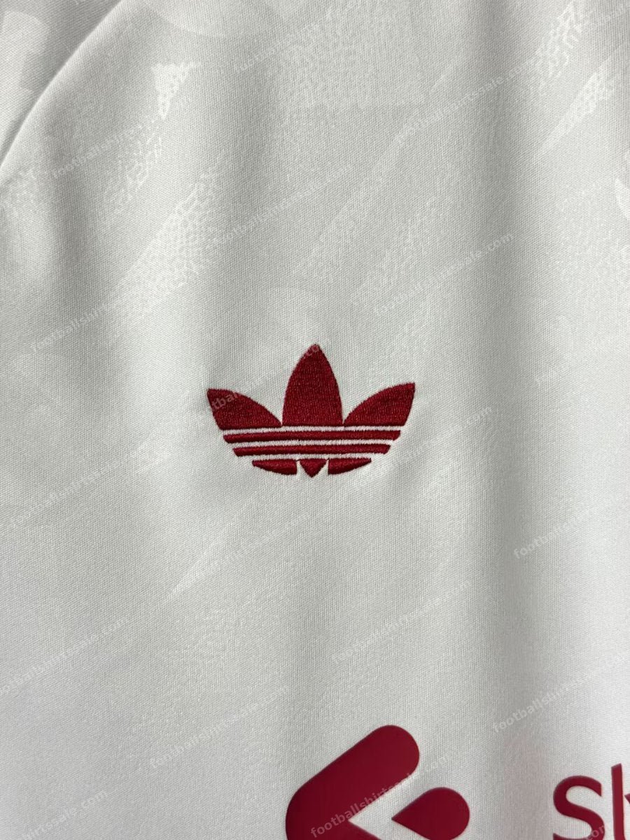 2026/2027 Liverpool Away Football Shirt - Detail 3