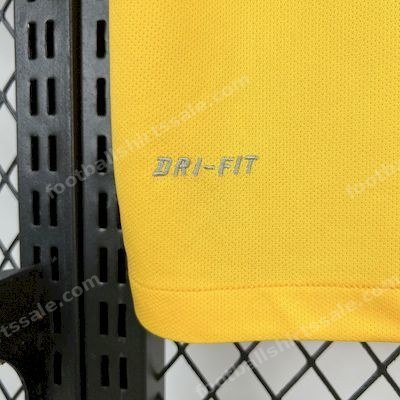 2013/2014 Retro Juventus Third Away Football Shirt - Image 9
